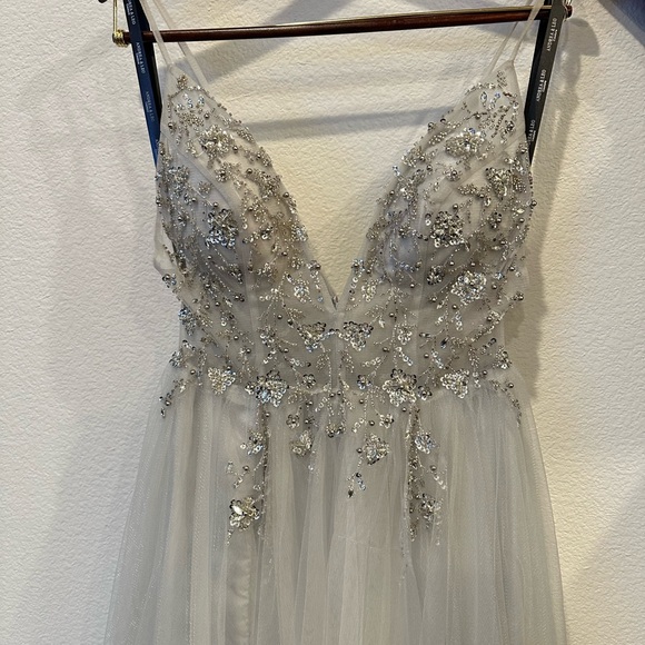 Elegant Silver Embellished Evening Gown - Picture 3 of 16